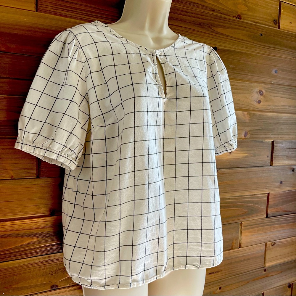 Windowpane plaid top beige